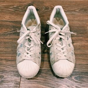 Adidas Superstar Sneakers